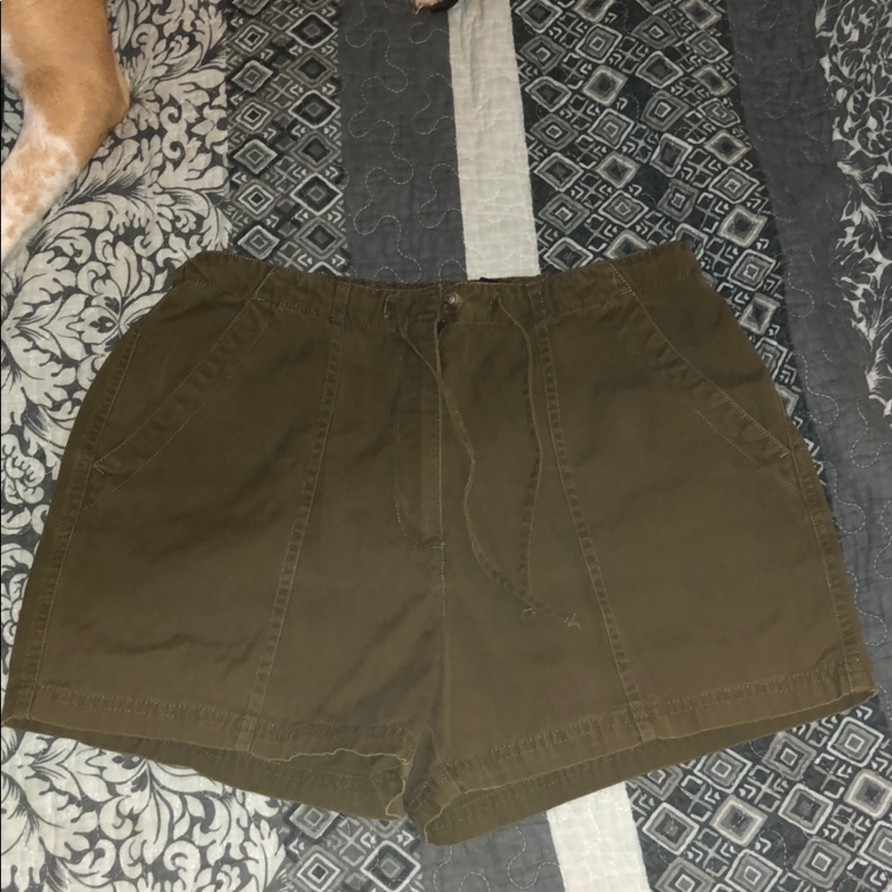 New York and Company: NY Khakis shorts